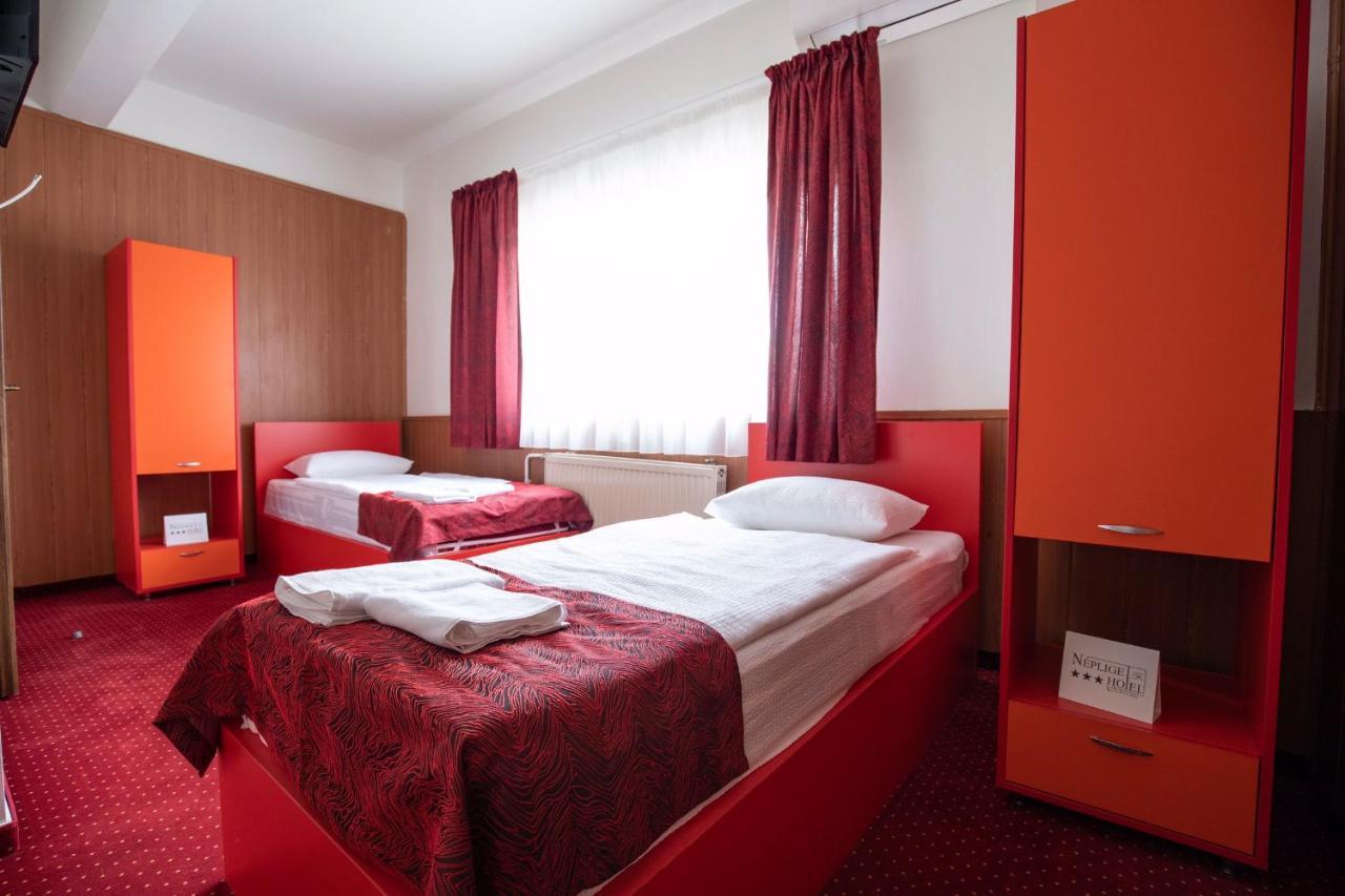 Nepliget Hotel بودابست المظهر الخارجي الصورة